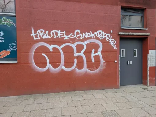 Mager Malermeister Graffitientfernung in Friedrichshain vorher